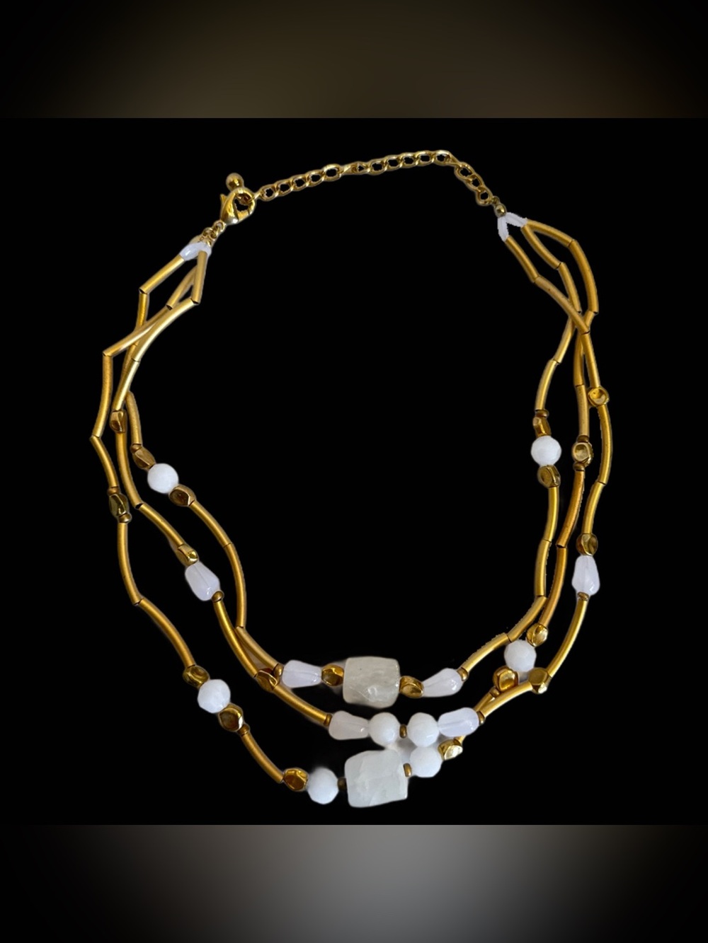 Chicos Necklace Layered Milky Quartz Matte Gold Tone Tube Chain Scallop Wavy 20"